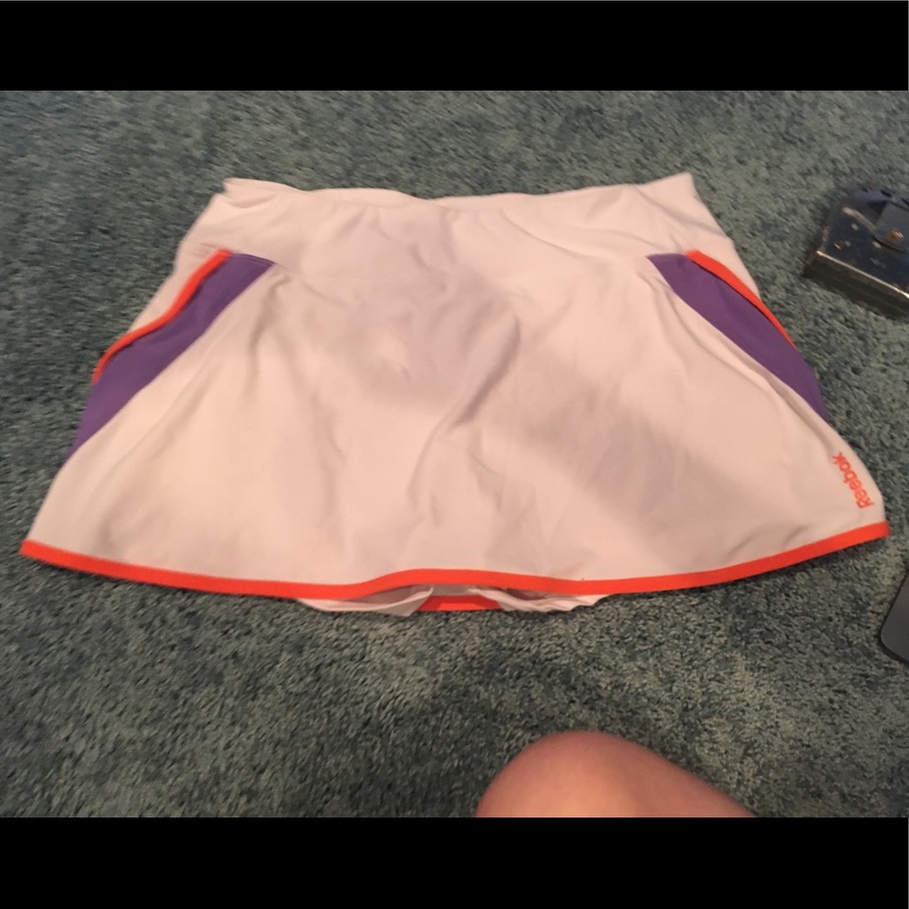 Tennis skirt white w/ purple and orange accents